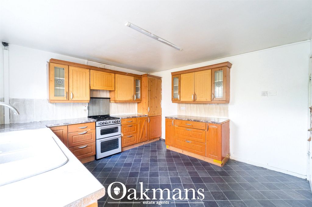 Property photo 2 of 18 Picture No. 21