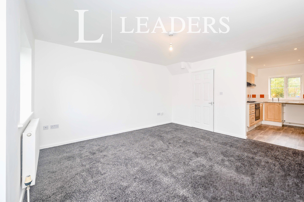 Property photo 2 of 12 4