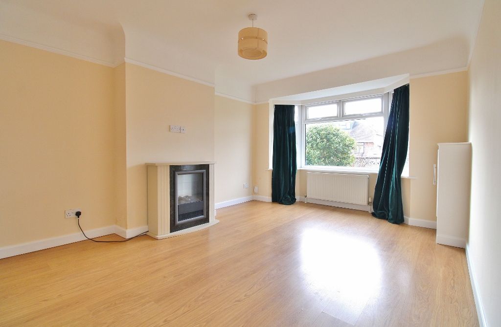 Property photo 3 of 28