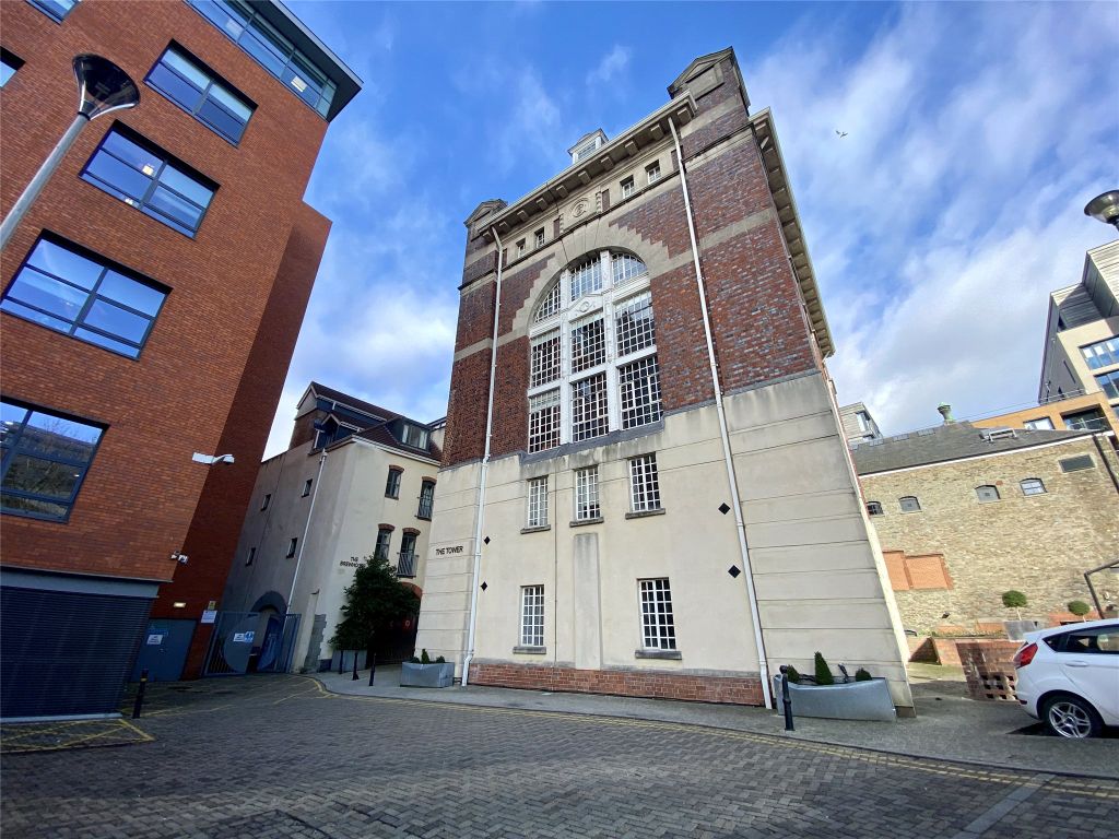 Property photo 2 of 8 Picture No. 09