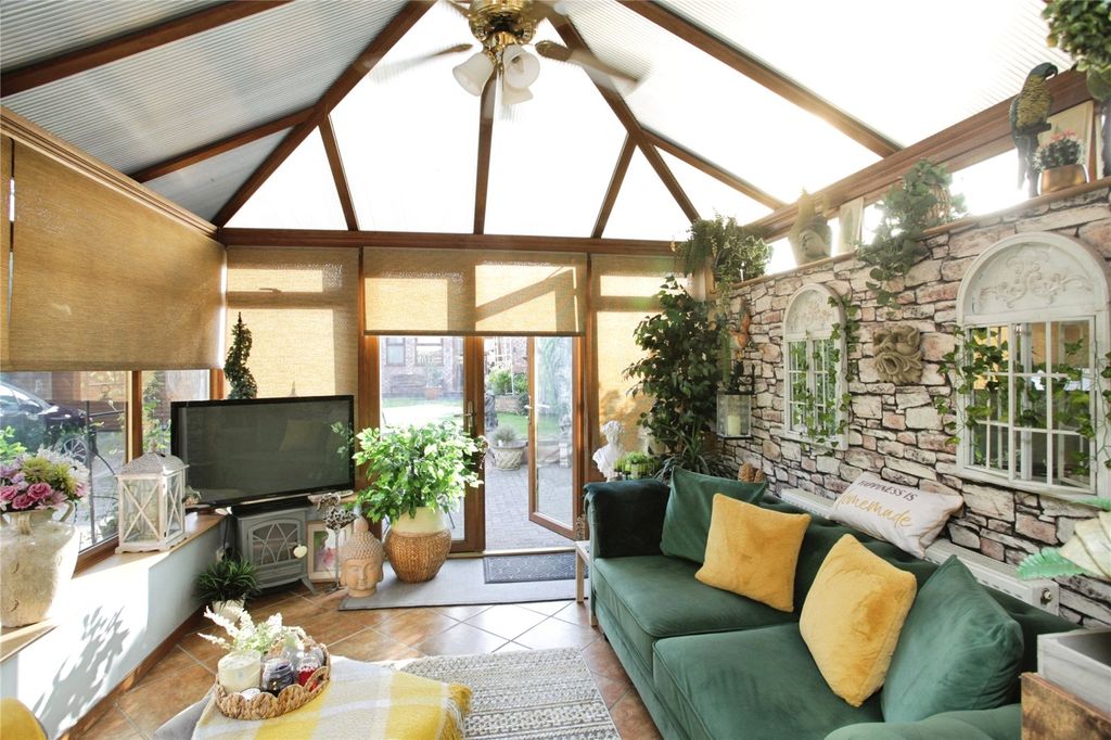 Property photo 3 of 27 Picture No. 03