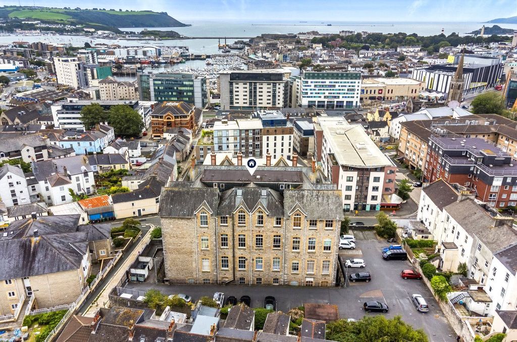 Property photo 2 of 14 Picture No. 01