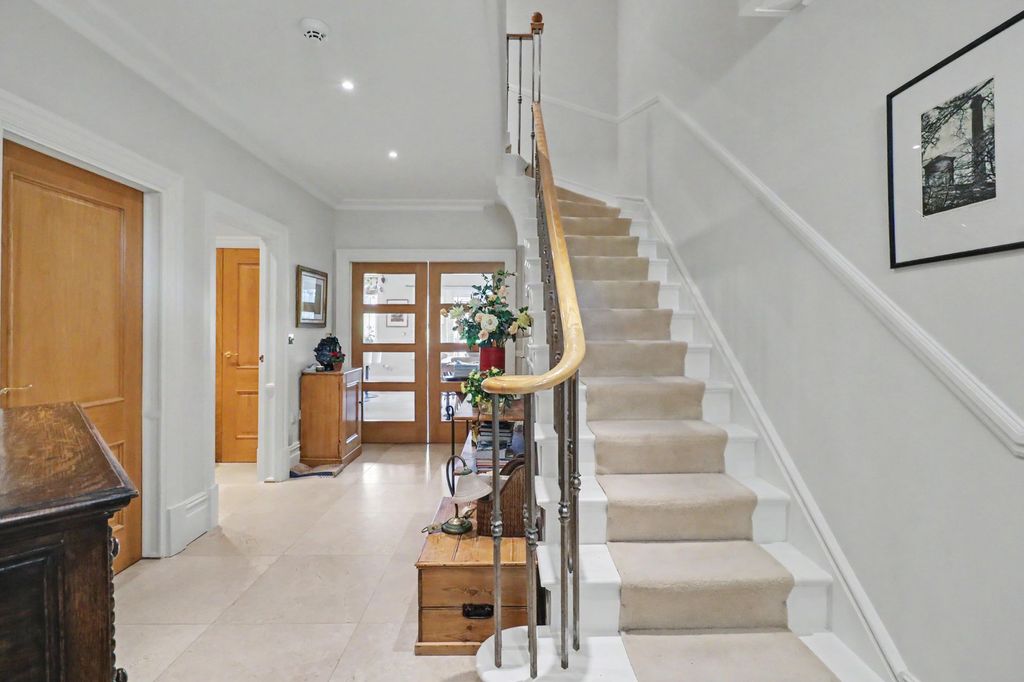 Additional image 4 of 5 bed semi-detached house for salePalace Road, East Molesey KT8