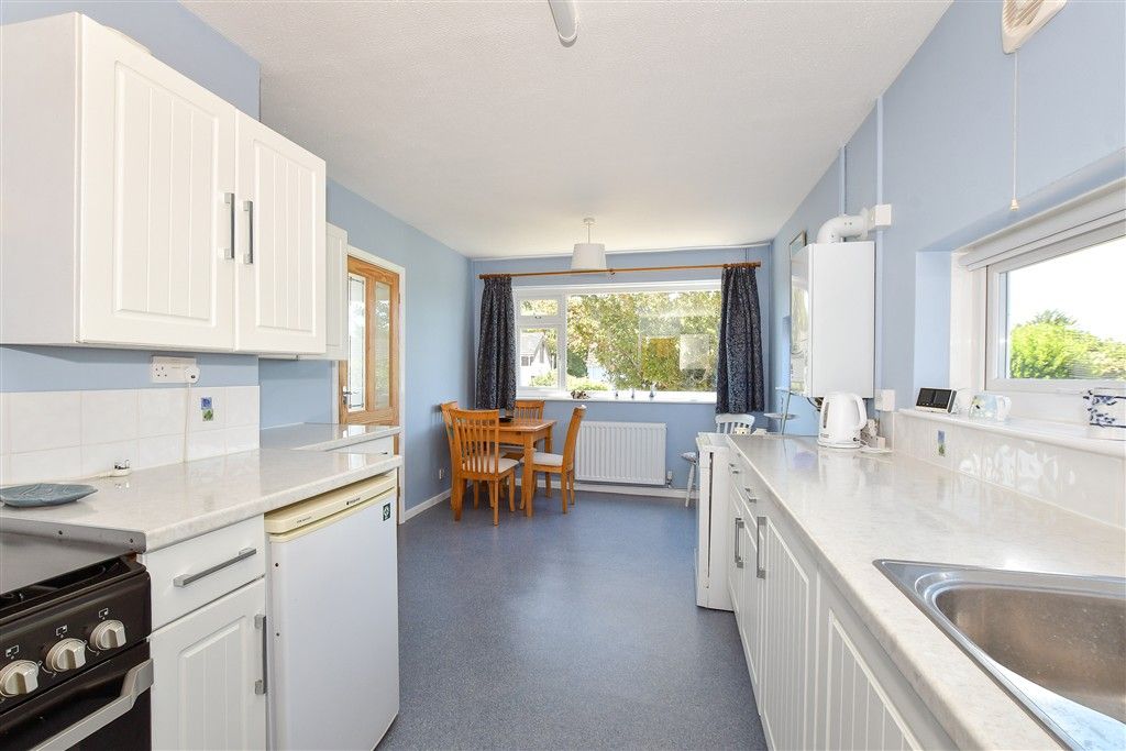 Property photo 3 of 14 Kitchen/ Dining Room