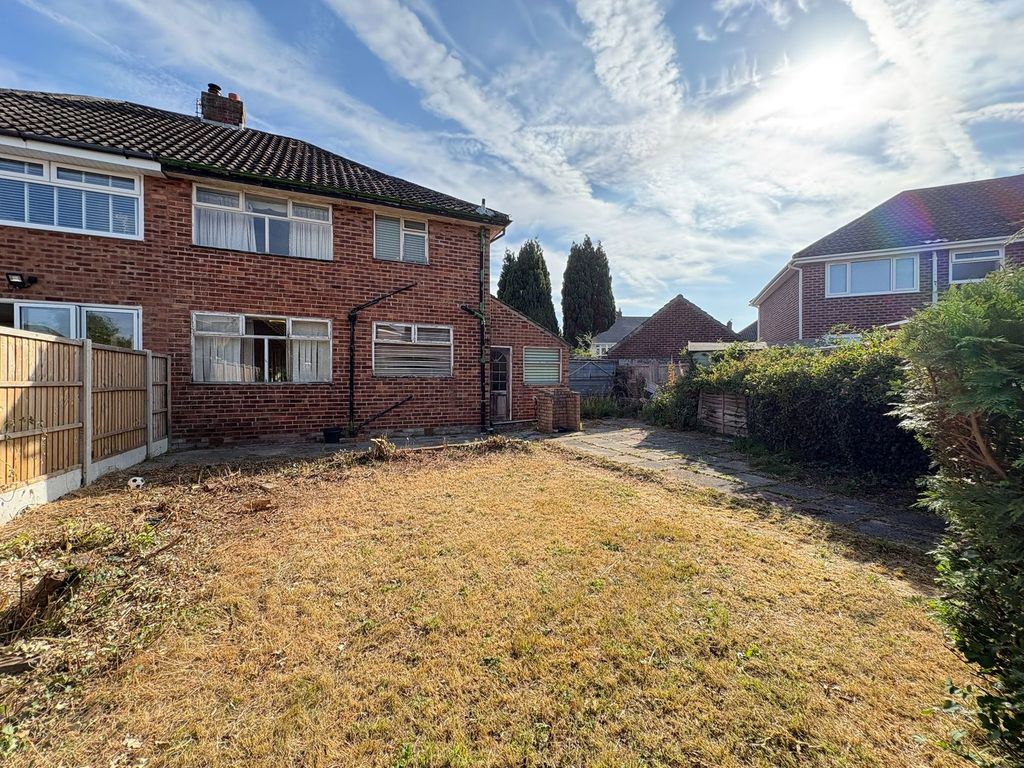 Property photo 3 of 24