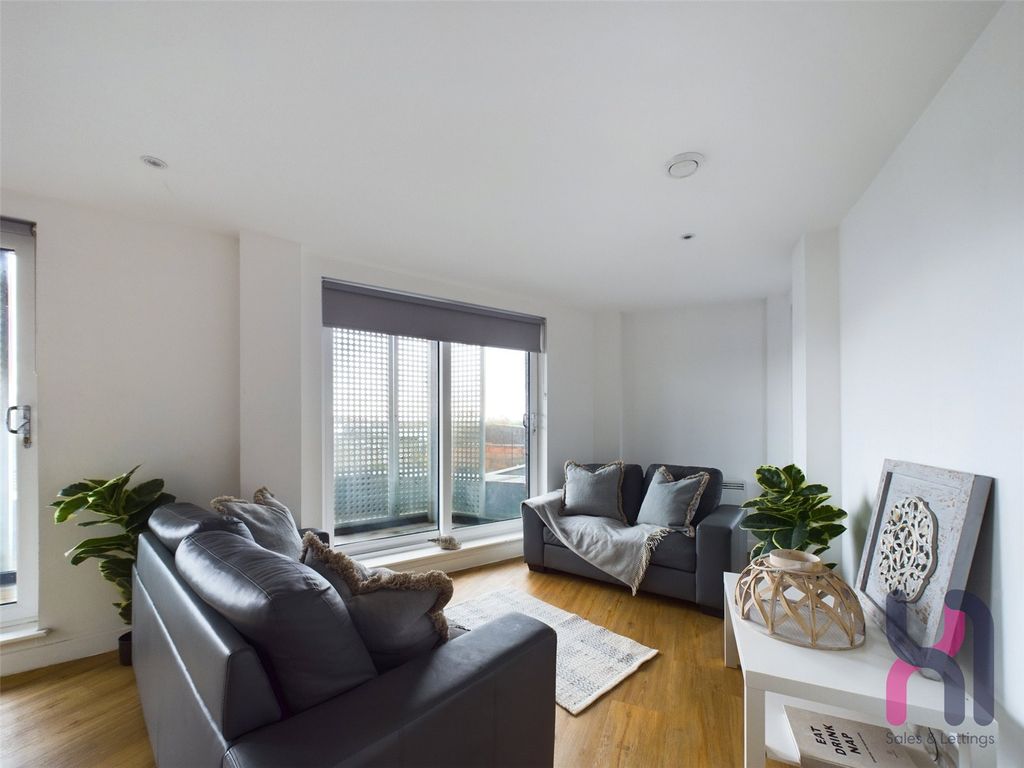 Property photo 1 of 13 Picture No. 21