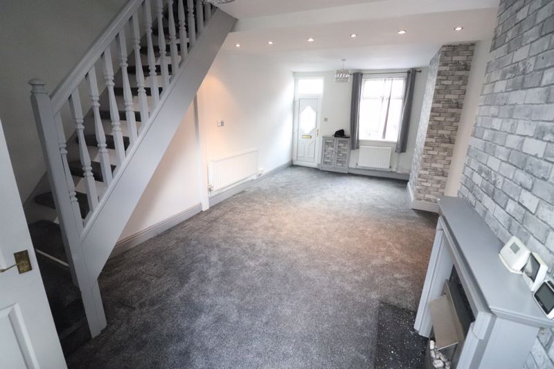 Property photo 3 of 22 Through Lounge - Diner