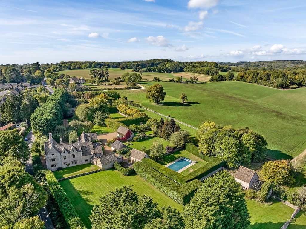 Property photo 1 of 27 Picture No. 99