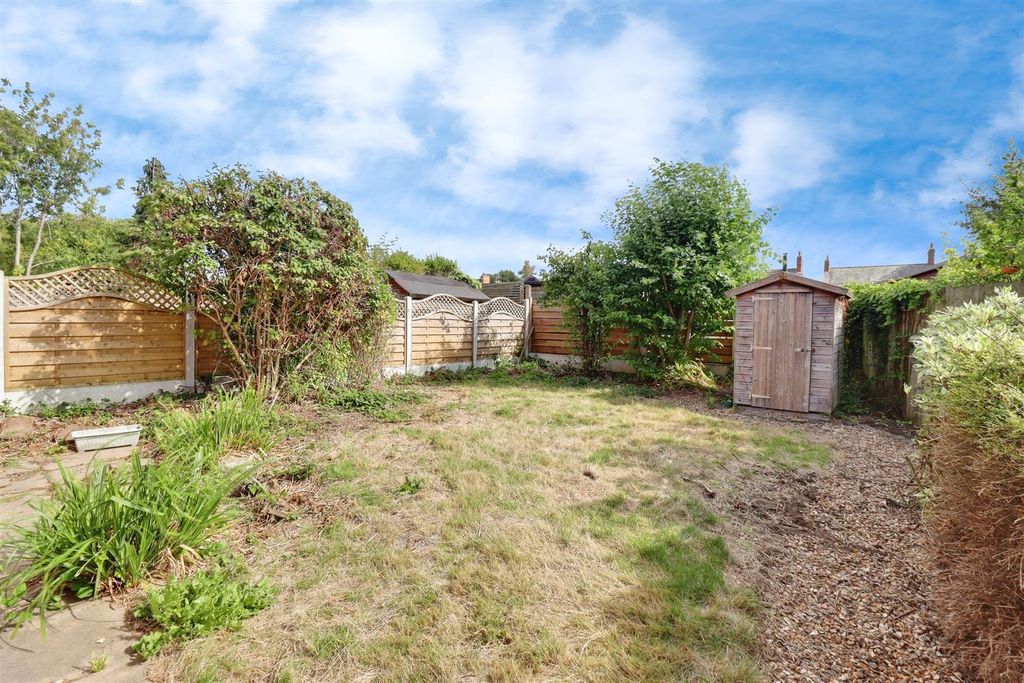 Property photo 2 of 21