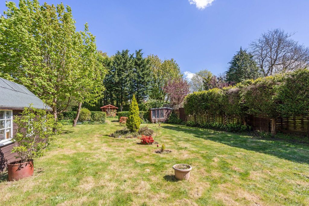 Property photo 3 of 18