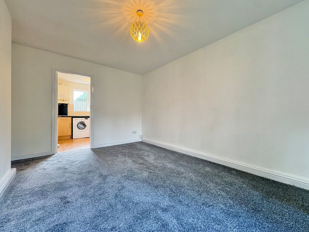 Property photo 2 of 10 Picture No. 09