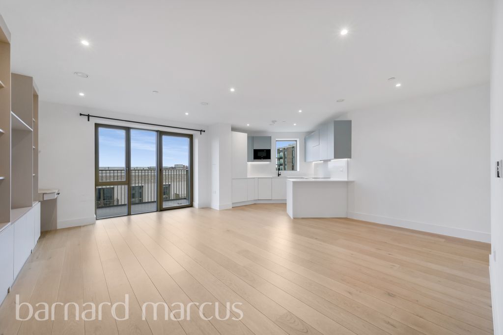 Property photo 1 of 8 Living Room