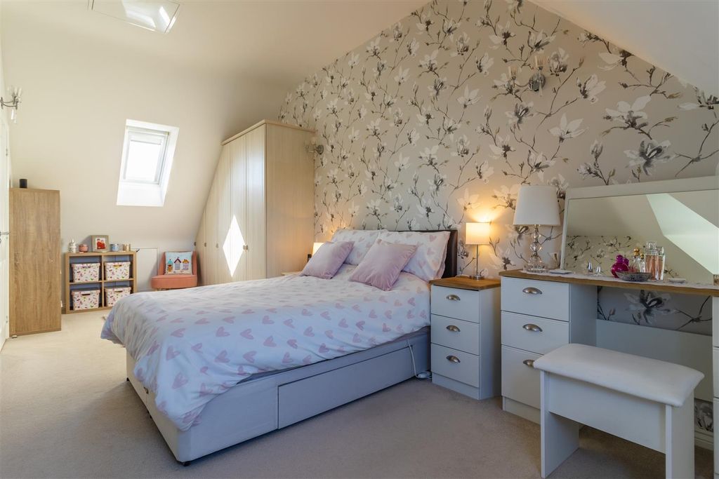 Property photo 3 of 29