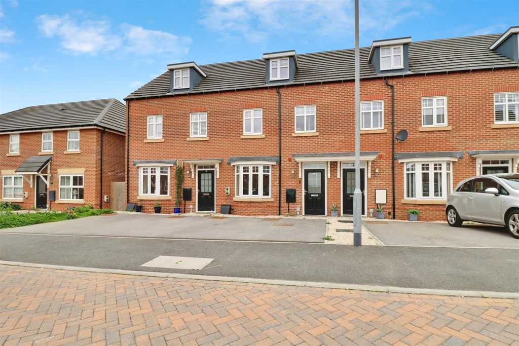 Property photo 1 of 19 52972A2d-Img_7004-Img_7006.Jpg