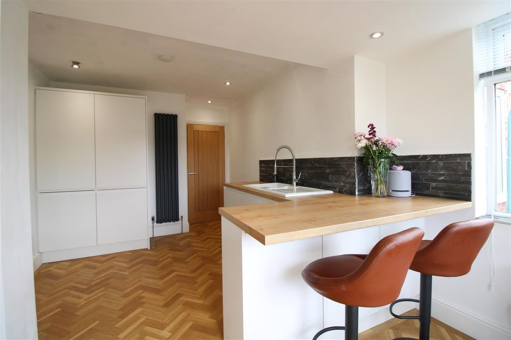 Property photo 3 of 13 D.Ki.Jpg