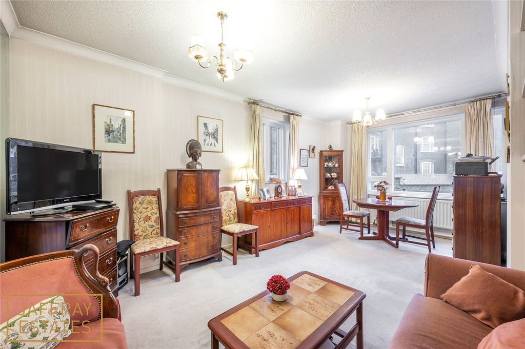 Property photo 2 of 17 Reception Room