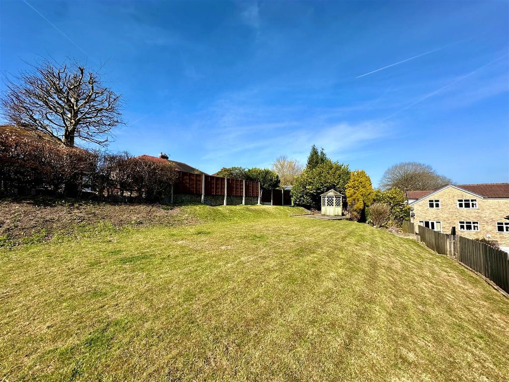 Property photo 2 of 24