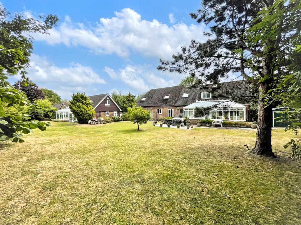 Property photo 1 of 23 Picture No. 32