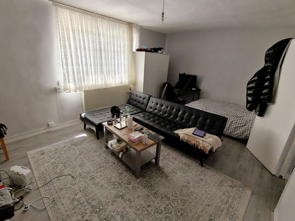 Property photo 2 of 4