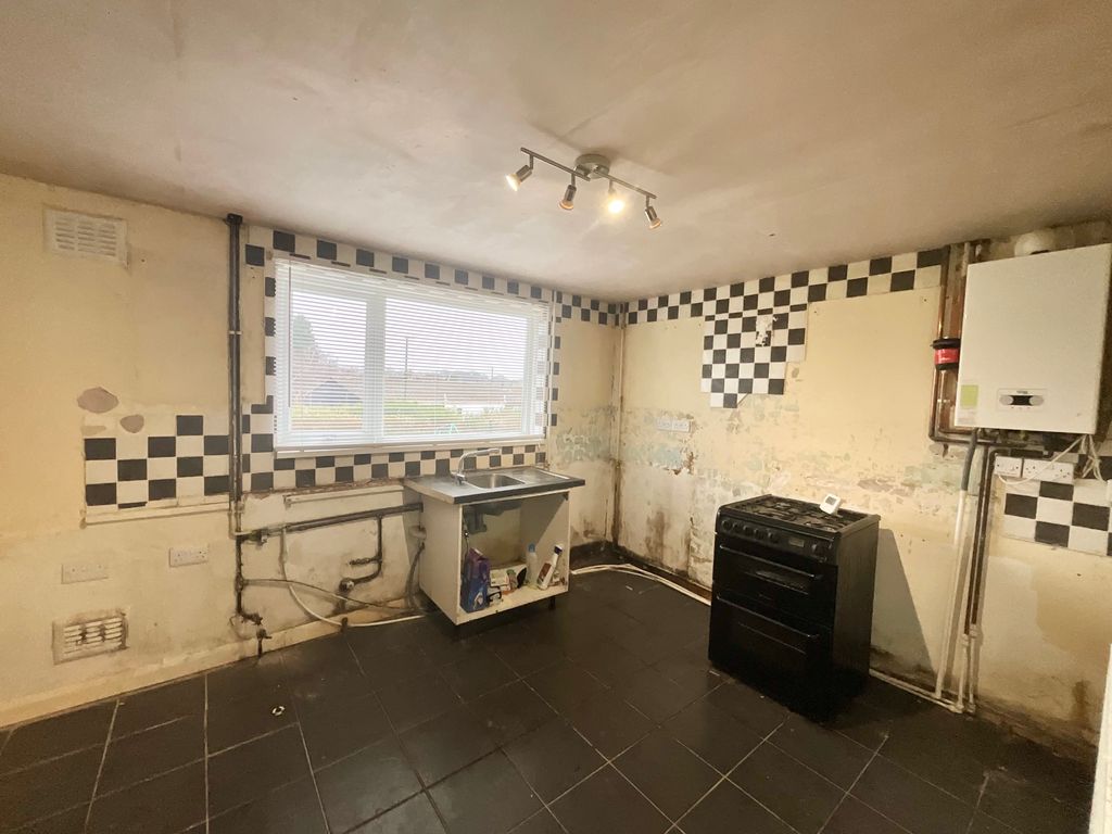 Property photo 2 of 13 Img_5859
