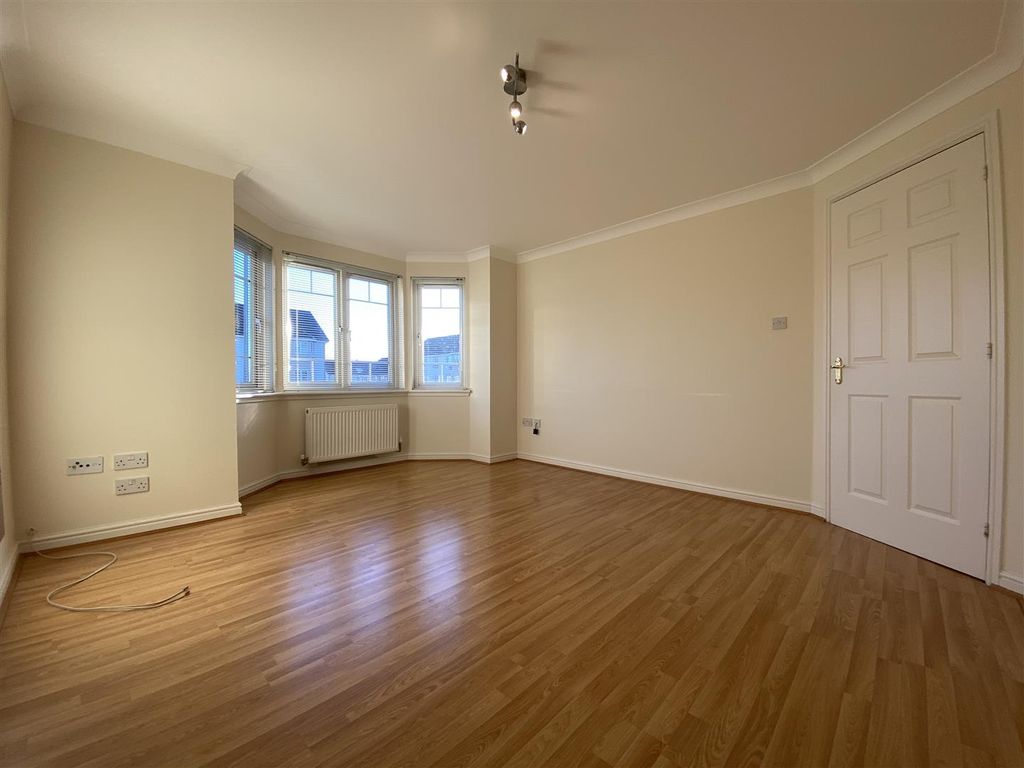 Additional image 5 of 2 bed flat to rentSimpson Square, Perth PH1