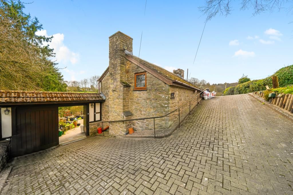 Property photo 1 of 19 Main Photo