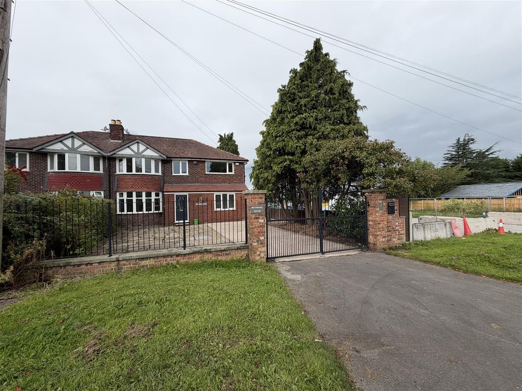 Property photo 1 of 31