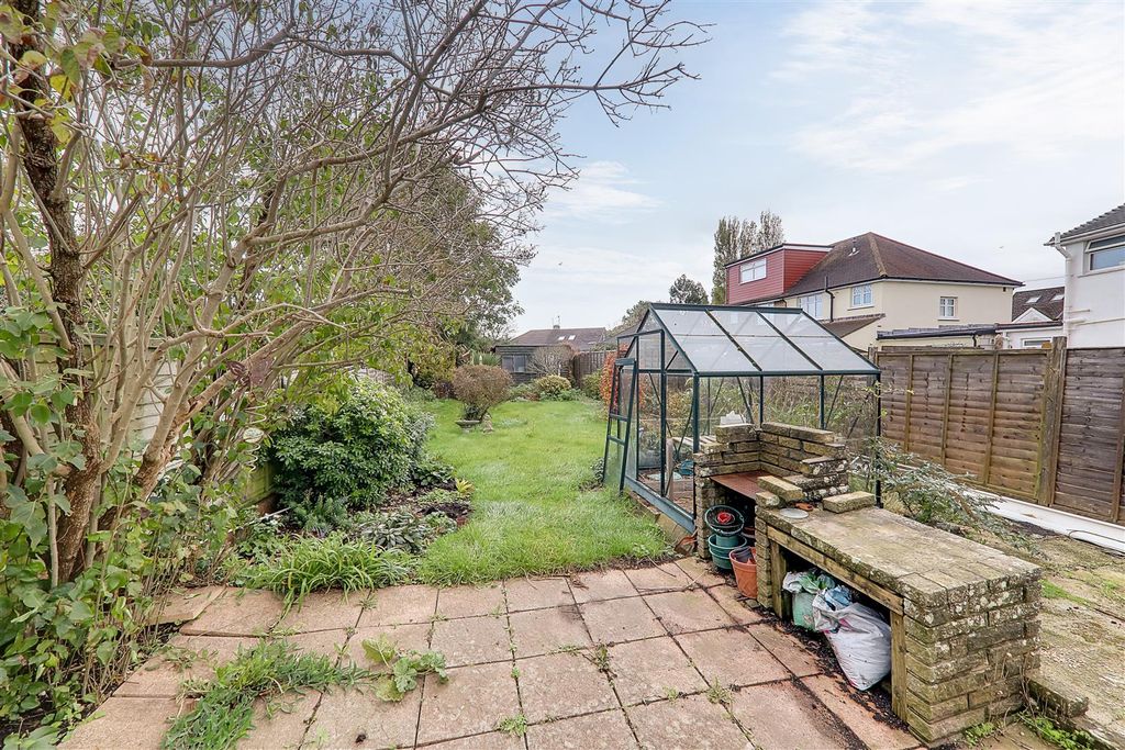 Property photo 2 of 12 Img_6571-Img_6573.Jpg