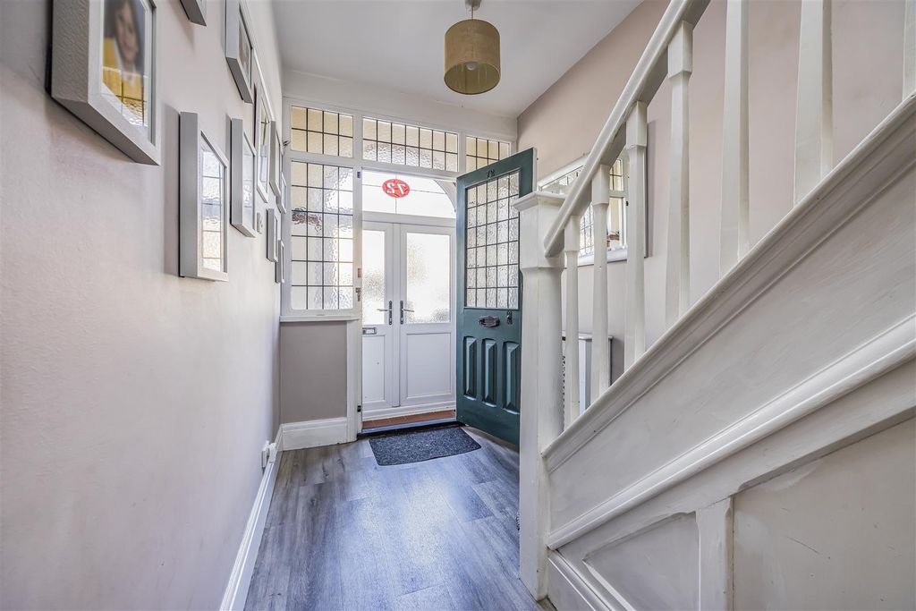 Property photo 3 of 22 72 Thurbern Road, Hilsea-Porticomarketing-Soldby-1