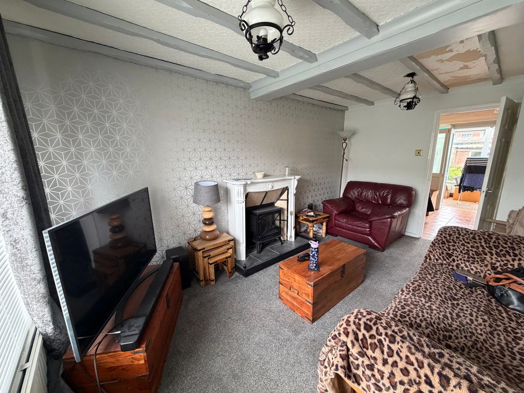 Property photo 3 of 6