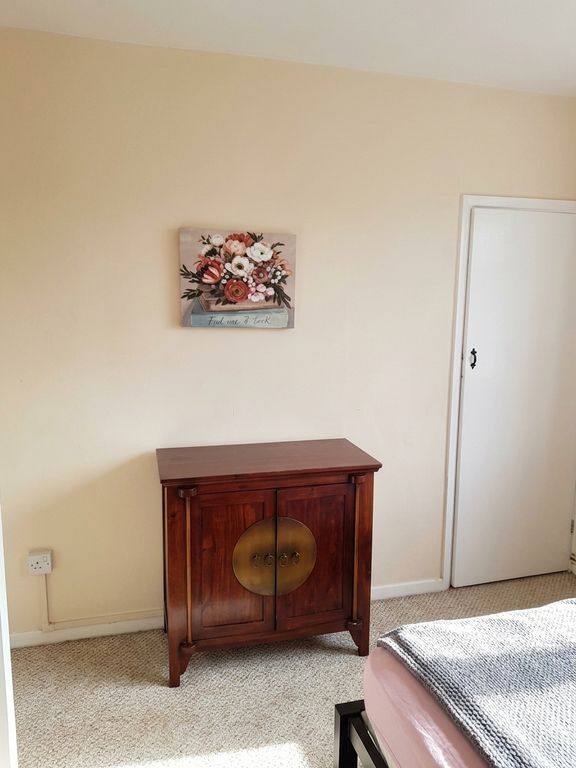 Property photo 2 of 3