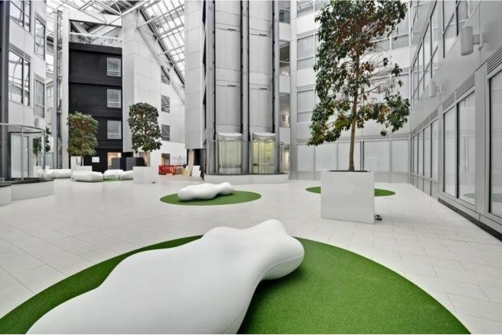 Property photo 3 of 8 Atrium