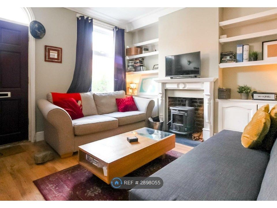 Property photo 3 of 11