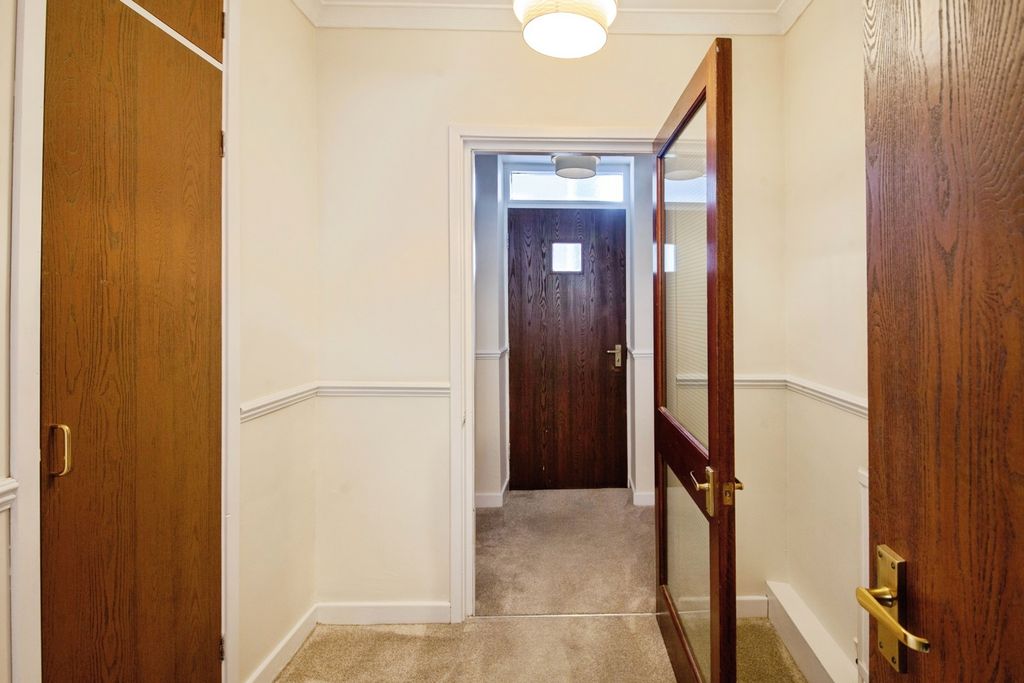 Property photo 2 of 12 Photo