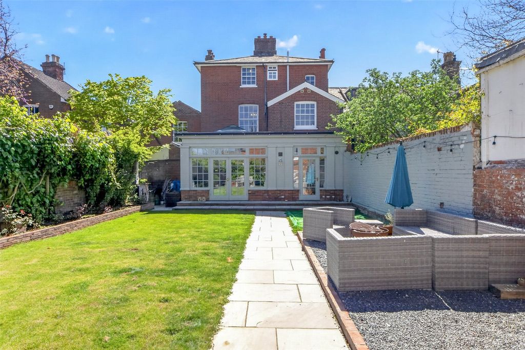 Property photo 2 of 17 Picture No. 57