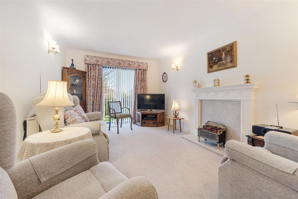 Property photo 2 of 20 Lounge-Diner