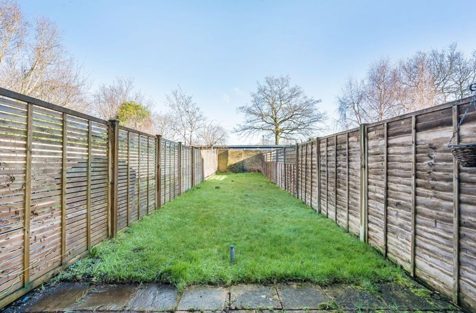 Property photo 2 of 7 Picture No. 34