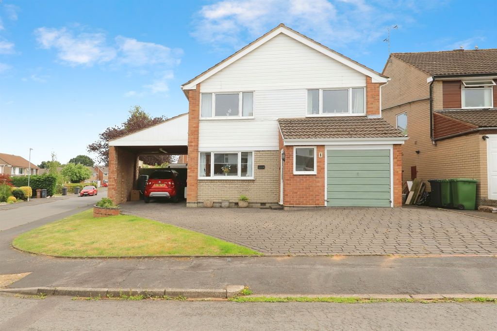 Property photo 1 of 17