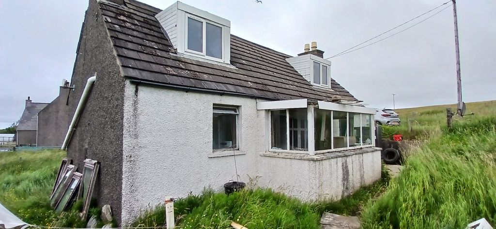 Property photo 2 of 12 2