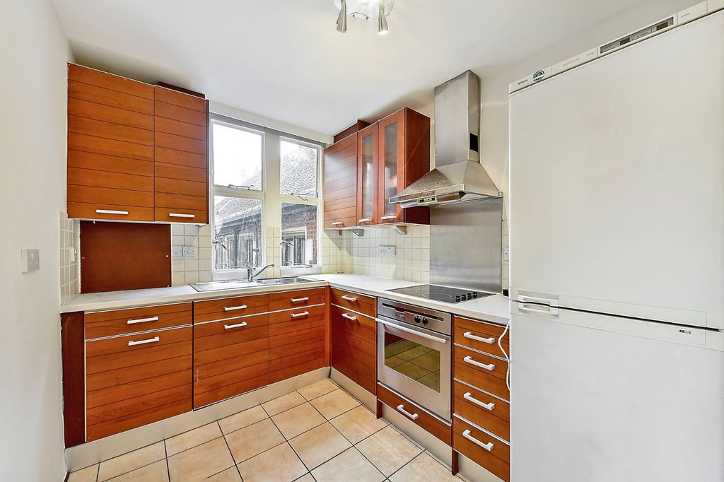 Property photo 2 of 7 Picture No. 09
