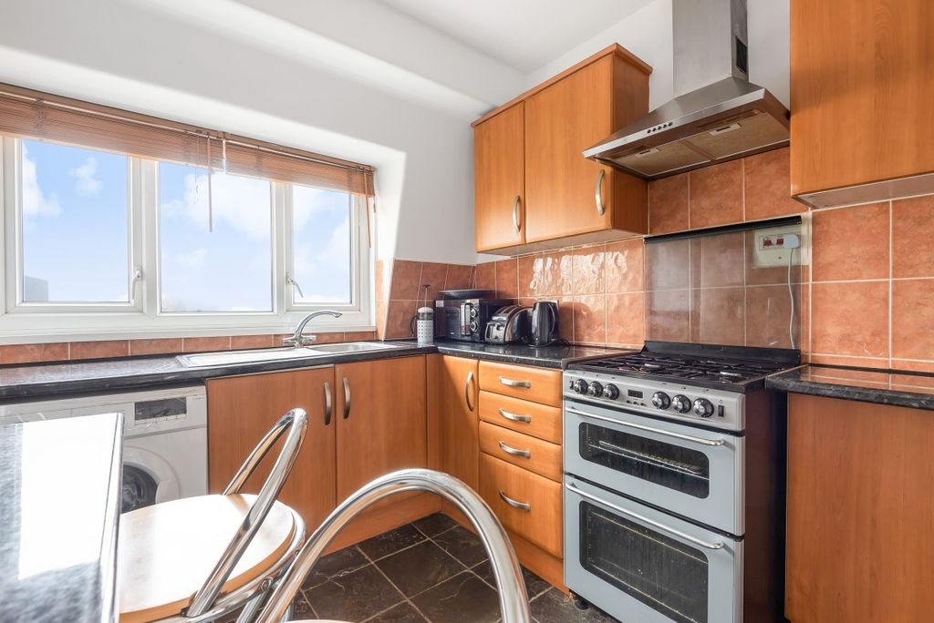 Property photo 2 of 6 666891 (4)