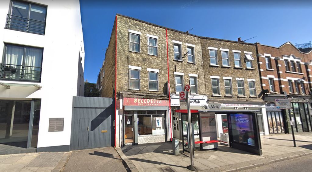 Property photo 1 of 5 London Sw11 - 80 Battersea Rise, Wandsworth Sw11 1Eh