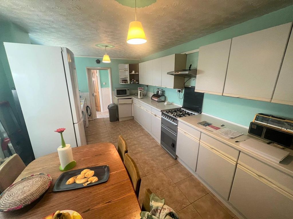4 bed terraced house for sale in Glanmor Road, Uplands, Swansea SA2