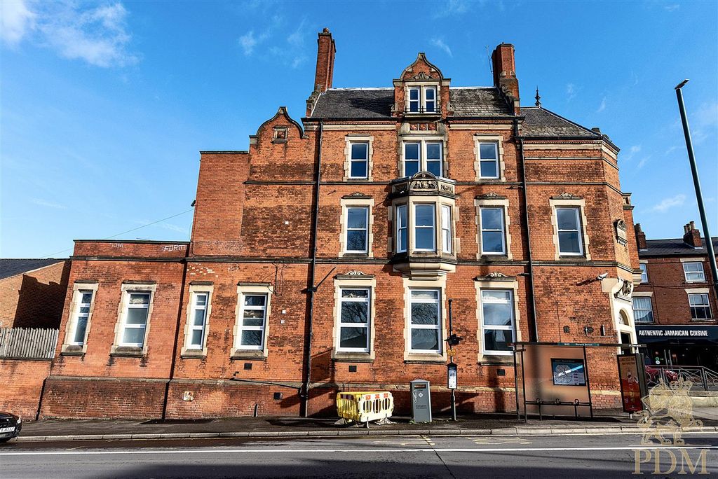 Property photo 3 of 43 Bank Apartments Peveril St Nottingham Ng7 4Ah