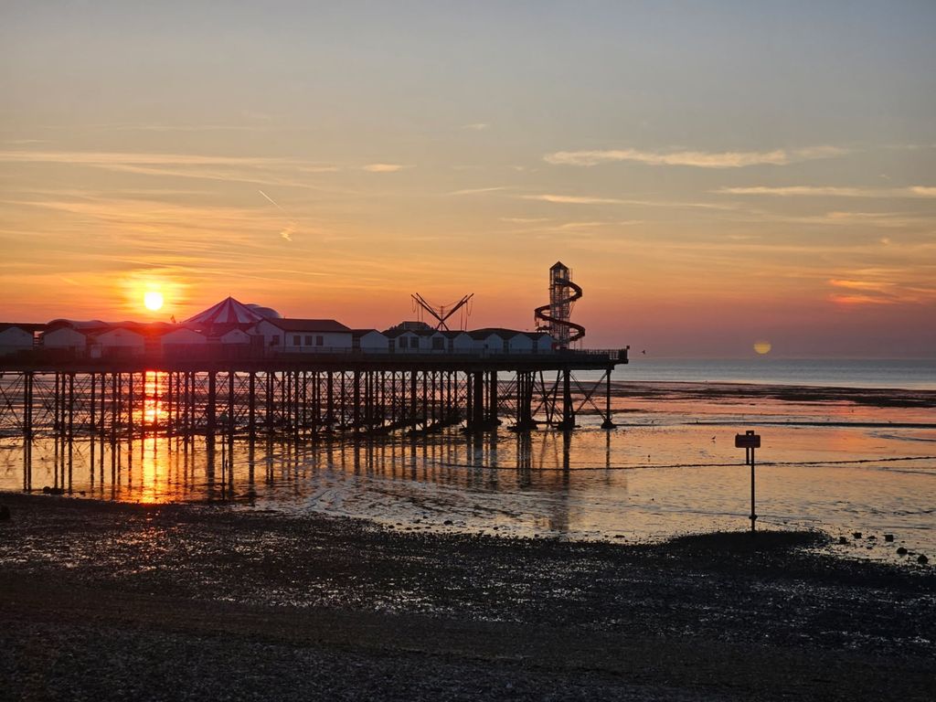 Property photo 2 of 8 Herne Bay Pier Shot
