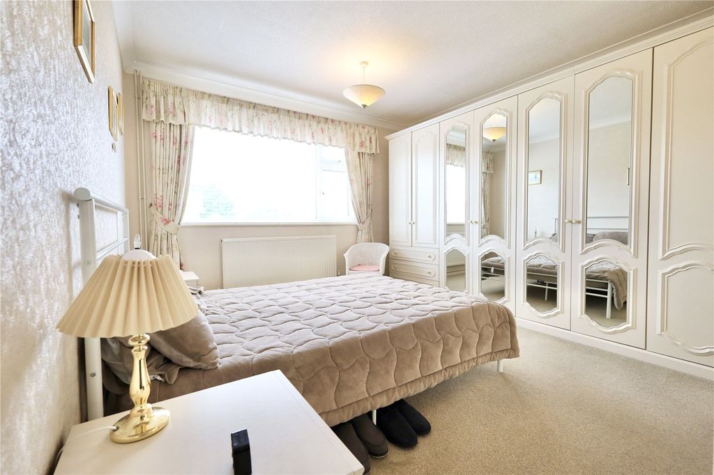 Property photo 3 of 18 Picture No. 08