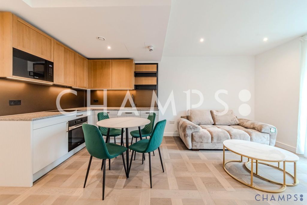 Property photo 1 of 10 Manhattan For Rent In London Dock