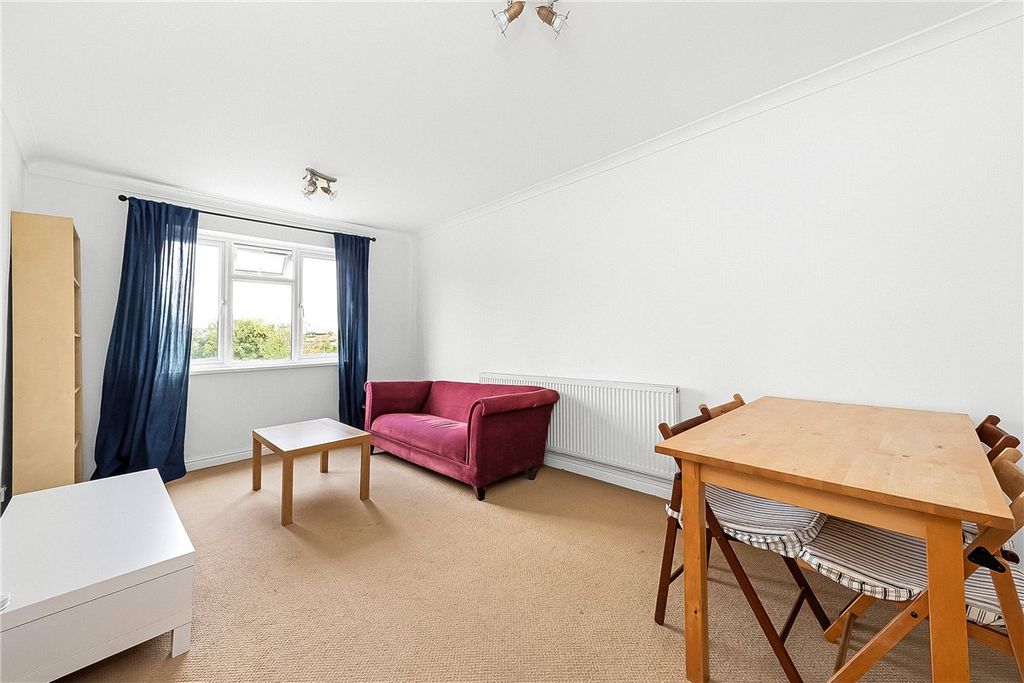 Property photo 3 of 11 Picture No. 11