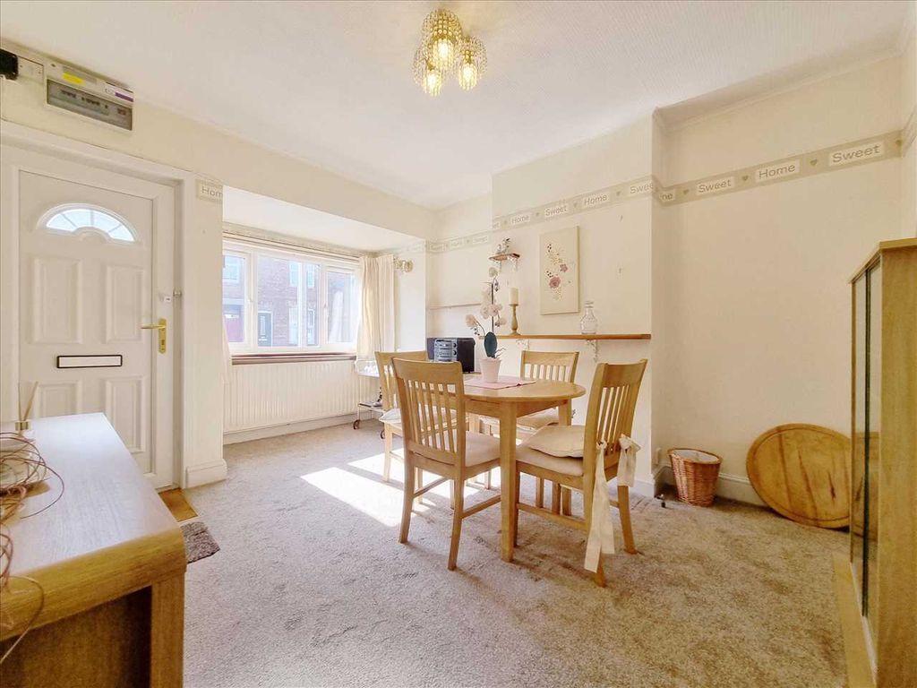 Property photo 2 of 9 Dining Room: