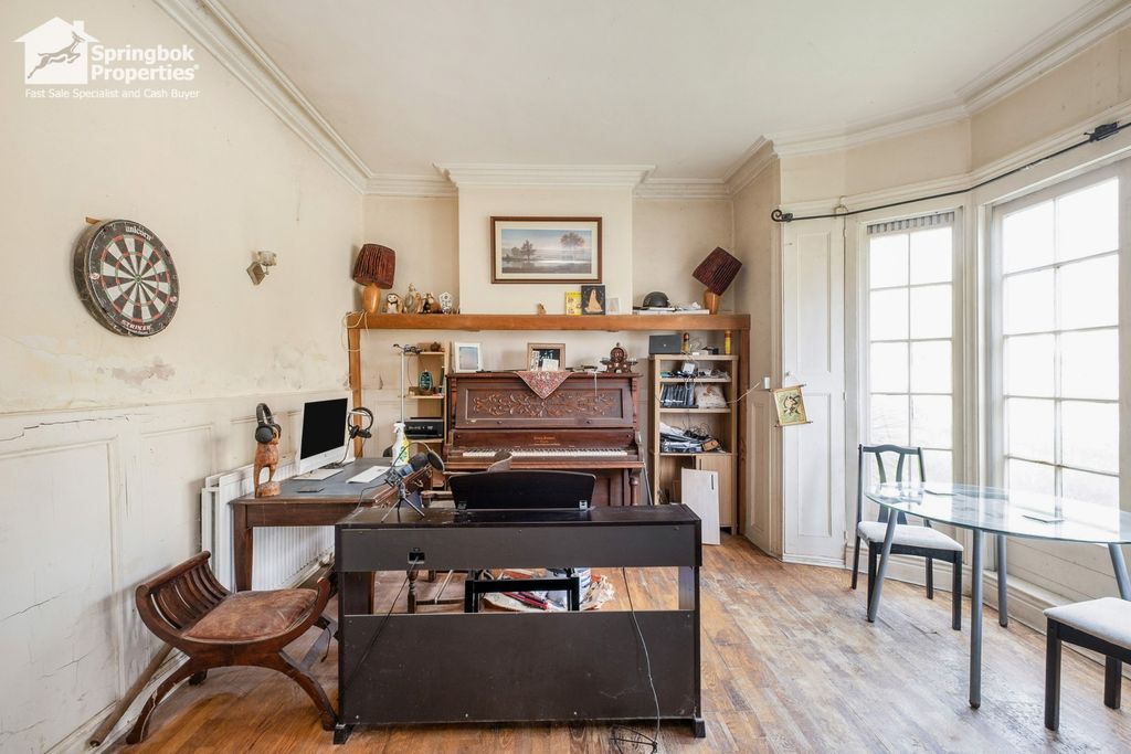 Property photo 2 of 16 Image 1